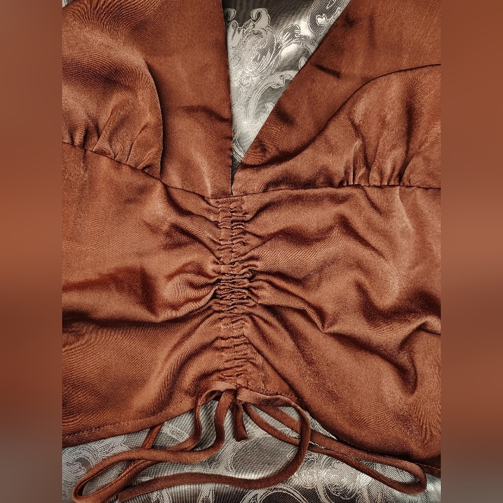 Rust Brown/ Rose Gold Ruched Top - Picture 8 of 8